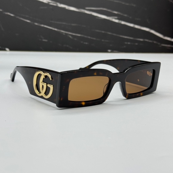 NEW GUCCI Rectangular frame sunglasses in tortoiseshell acetate WOMEN GUCCI - Picture 2 of 13